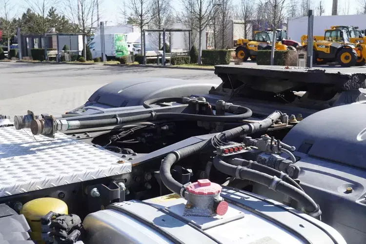 MAN TGS 33.510 6x6H BL SA / PTO zdjęcie 9