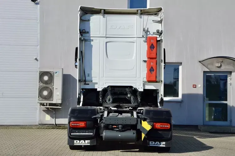 DAF XG 480 / ZF INTARDER / KLIMA POST. / OBROTOWY FOTEL / BOGATA WERSJA zdjęcie 12