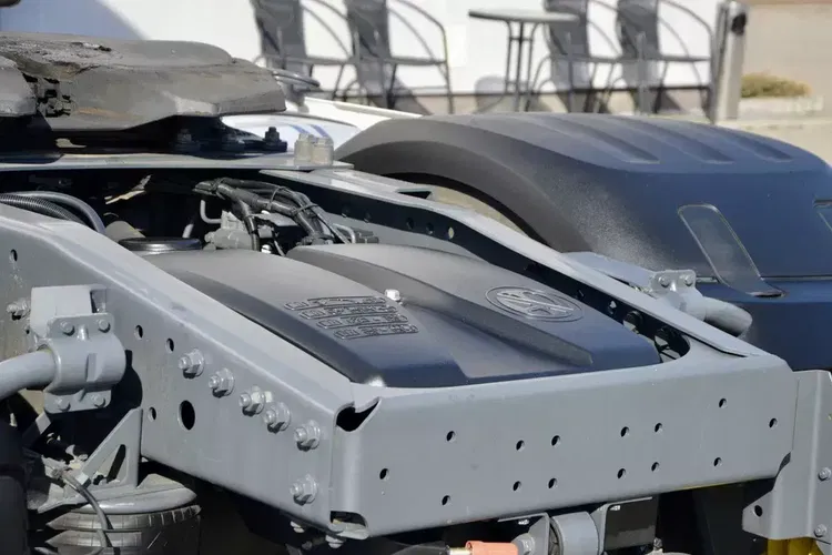 DAF XG 480 / ZF INTARDER / KLIMA POST. / OBROTOWY FOTEL / BOGATA WERSJA zdjęcie 19