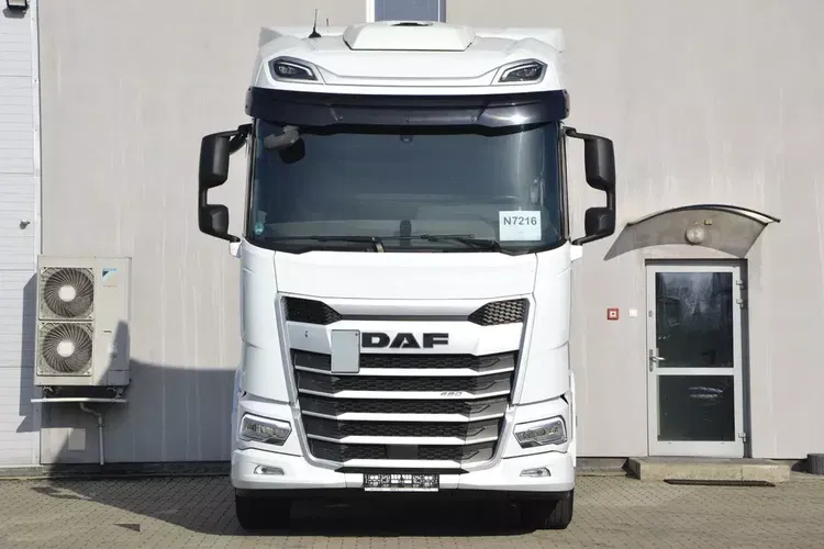 DAF XG 480 / ZF INTARDER / KLIMA POST. / OBROTOWY FOTEL / BOGATA WERSJA zdjęcie 5