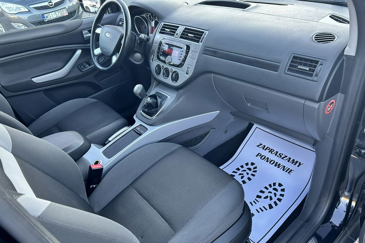 Ford Kuga zdjęcie 17