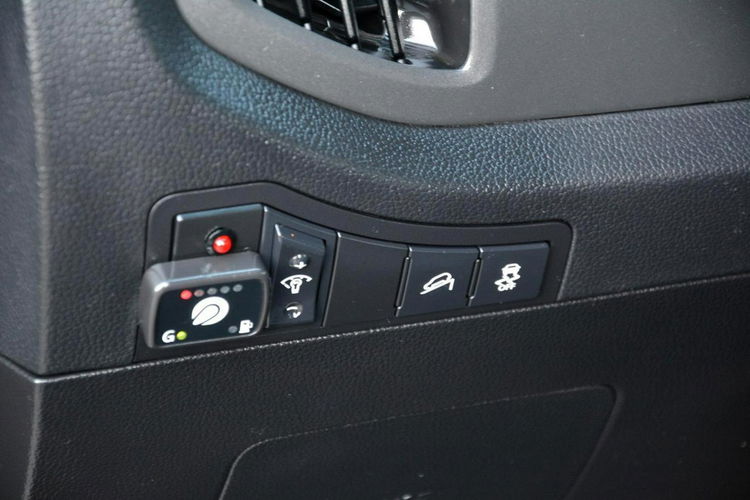 Kia Sportage 2.0MPI+Gaz Skóry Xenon Ledy Duża Navi Kamera Keyless go Alu 18 zdjęcie 36