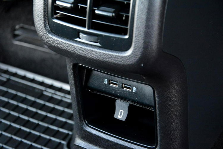 Seat Ateca Led Duża Navi El. Klapa bagażnika Front Assist Parktronic Alu17 zdjęcie 18