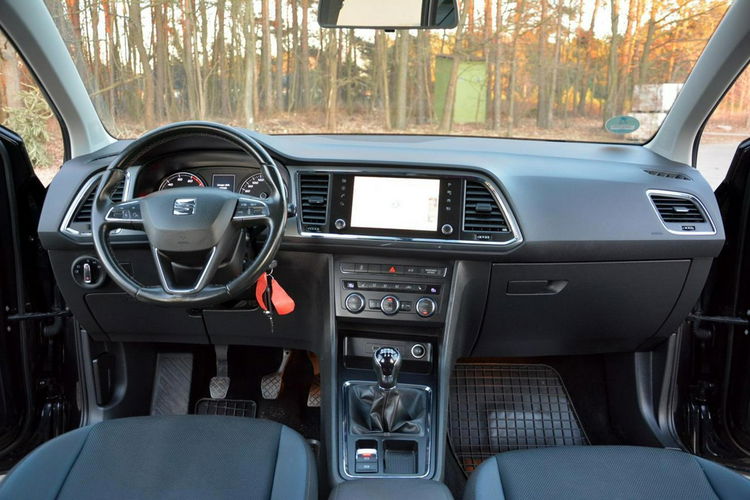 Seat Ateca Led Duża Navi El. Klapa bagażnika Front Assist Parktronic Alu17 zdjęcie 27