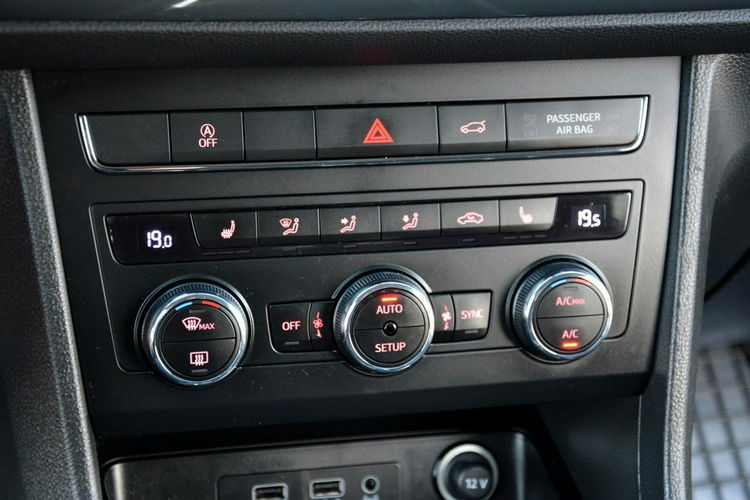 Seat Ateca Led Duża Navi El. Klapa bagażnika Front Assist Parktronic Alu17 zdjęcie 30