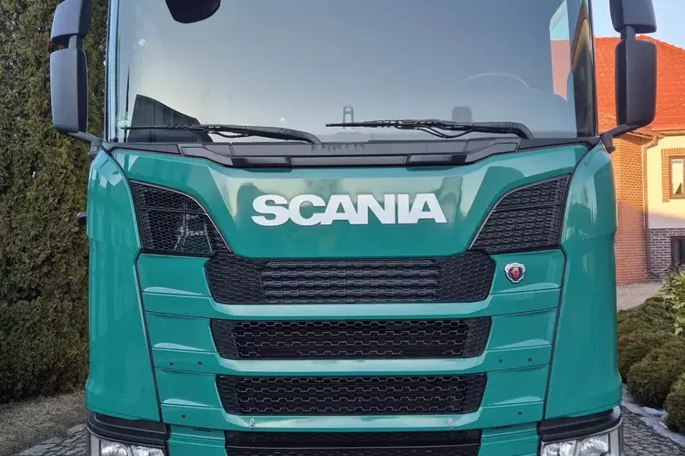 Scania S450 zdjęcie 2