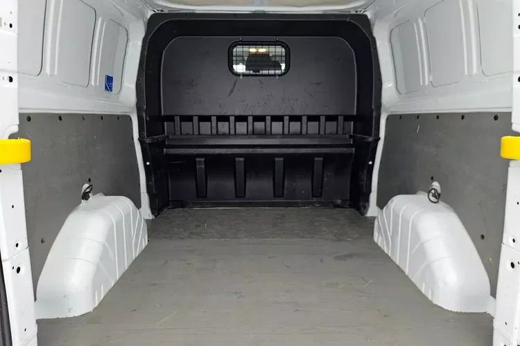 Ford transit-custom L2H1 99999zł NETTO Brygadówka 6 osób 2.0TdCi/131KM zdjęcie 17