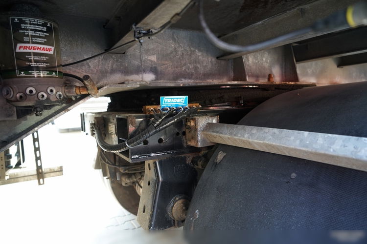 Fruehauf / Burto firanka / 1 OŚ / SKRĘTNA / 9.8M DŁUGOŚĆ / WINDA ZAŁADOWCZA 2 Tony zdjęcie 25