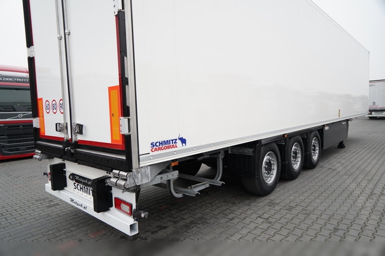SCHMITZ CARGOBULL /CHŁODNIA / AGREGAT SCHMITZ TKM / 2x OŚ PODNOSZONA / KOSZ NA PALETY / 2023 ROK / zdjęcie 13