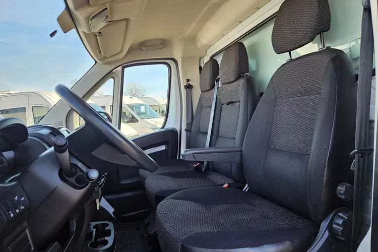 Peugeot boxer Kontener 8 ePAL 84900zł NETTO 2.2 HDi/140KM zdjęcie 17