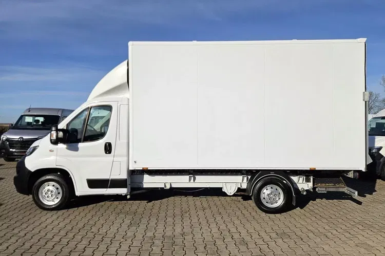 Peugeot boxer Kontener 8 ePAL 84900zł NETTO 2.2 HDi/140KM zdjęcie 8