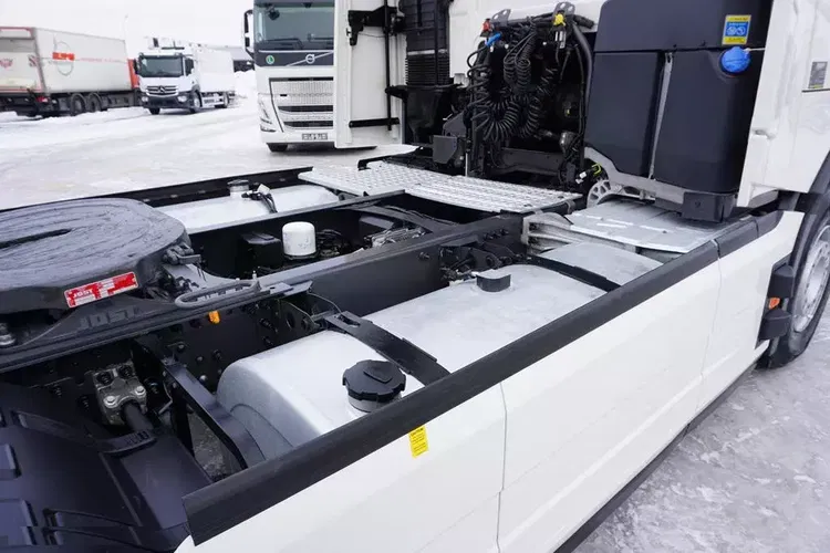 Volvo FH / 460 / I – SAVE / XL / EURO 6 / ACC / I – COOL zdjęcie 14