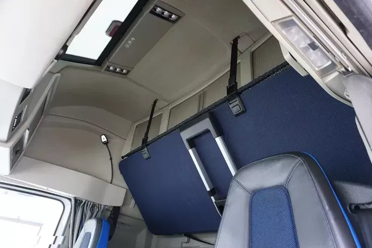 Volvo FH / 460 / I – SAVE / XL / EURO 6 / ACC / I – COOL zdjęcie 17