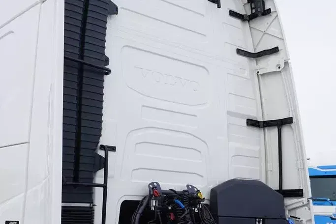 Volvo FH / 460 / I – SAVE / XL / EURO 6 / ACC / I – COOL zdjęcie 35