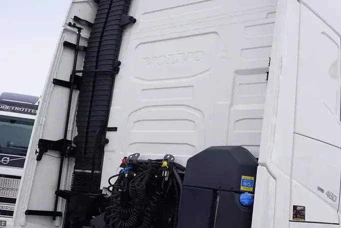 Volvo FH / 460 / I – SAVE / XL / EURO 6 / ACC / I – COOL zdjęcie 39