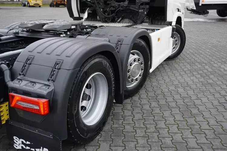 Scania S 500 / E 6 / ACC / PUSHER / RETARDER / I -COOL / OŚ SKRĘTNA / DMC 50 000 KG zdjęcie 19