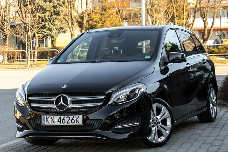 Mercedes B 180 1.6_Benzyna_120KM_87500 km_Automat zdjęcie 1