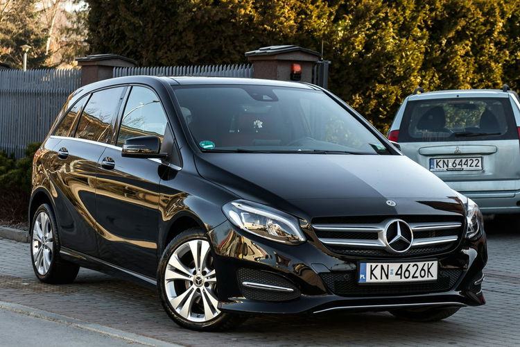 Mercedes B 180 1.6_Benzyna_120KM_87500 km_Automat zdjęcie 2