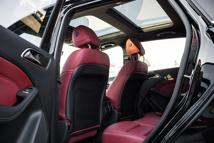 Mercedes B 180 1.6_Benzyna_120KM_87500 km_Automat zdjęcie 27