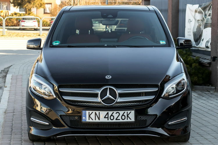 Mercedes B 180 1.6_Benzyna_120KM_87500 km_Automat zdjęcie 3