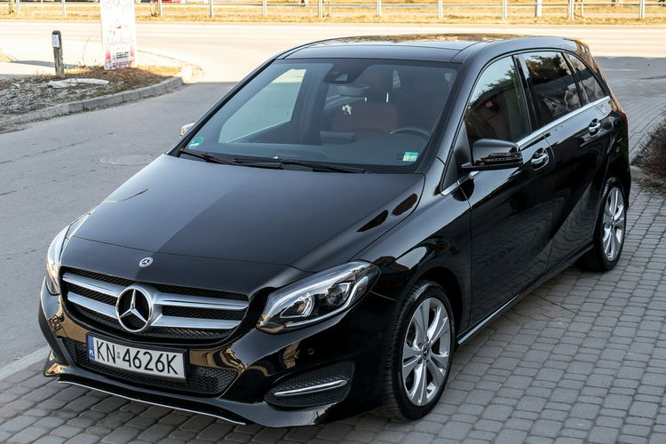 Mercedes B 180 1.6_Benzyna_120KM_87500 km_Automat zdjęcie 4