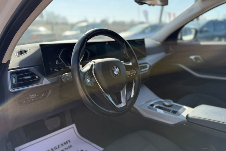 BMW 318 Salon Polska, Gwarancja, Super Stan, Bezwypadkowy, PoLift zdjęcie 13