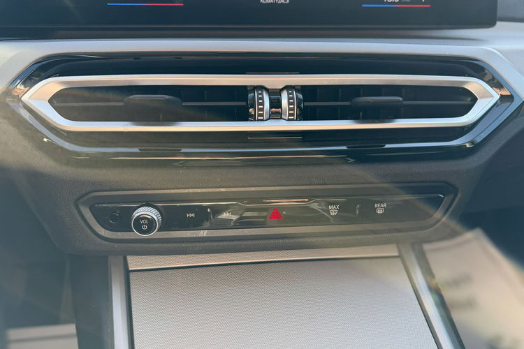 BMW 318 Salon Polska, Gwarancja, Super Stan, Bezwypadkowy, PoLift zdjęcie 19