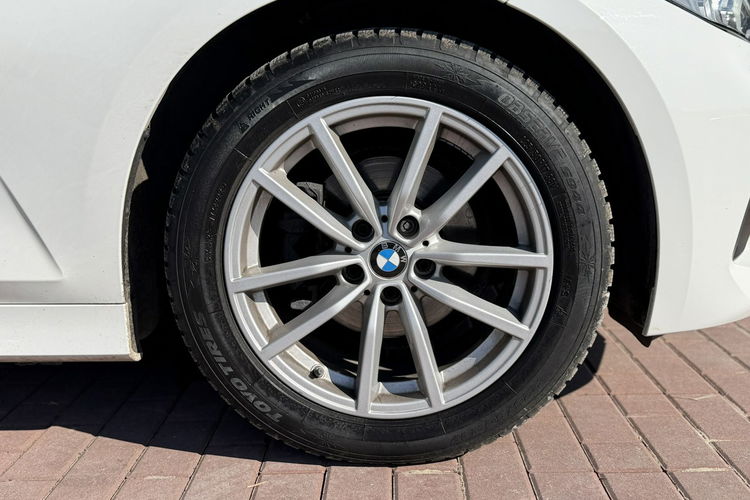 BMW 318 Salon Polska, Gwarancja, Super Stan, Bezwypadkowy, PoLift zdjęcie 38