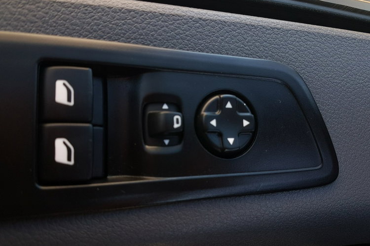 Toyota ProAce WARSZTAT SERWIS SZAFKi NARZĘDZIOWE 2.0 D4D WEBASTO KLIMA TEMPOMAT zdjęcie 9