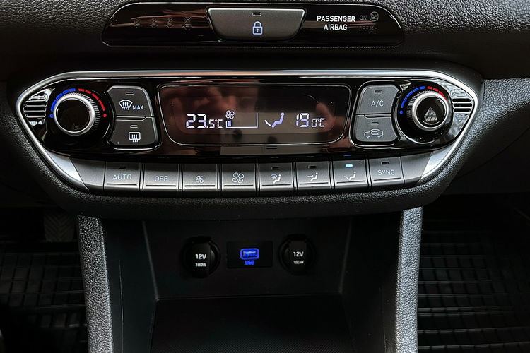 Hyundai i30 1, 5 Turbo Moc:160KM FullLED+NAVI+Kamera GWAR. 1WŁ Krajowy BEZWYPA F23% 4x2 zdjęcie 17