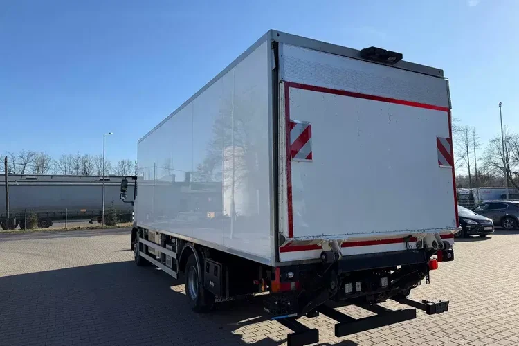 MAN TGM 15.250 CHŁODNIA zdjęcie 4