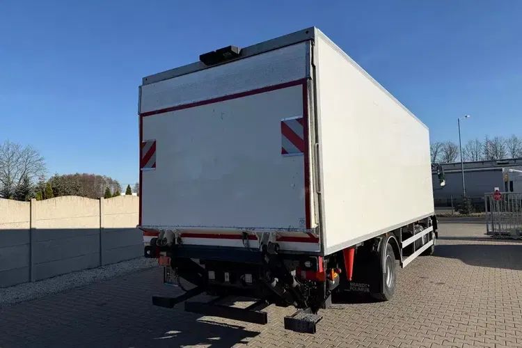 MAN TGM 15.250 CHŁODNIA zdjęcie 5