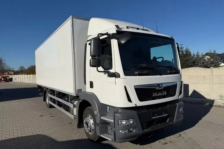 MAN TGM 15.250 CHŁODNIA zdjęcie 8