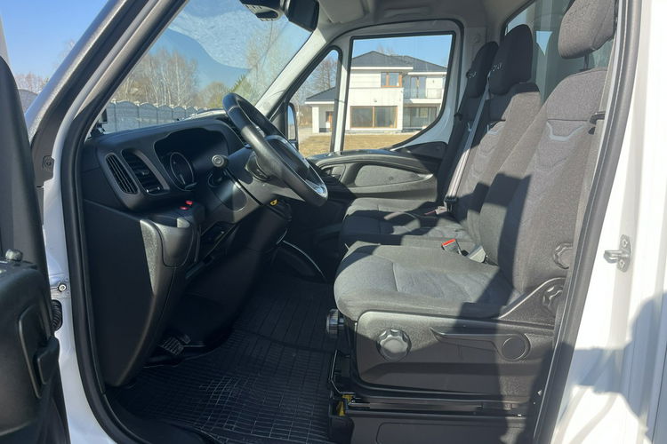 Iveco Daily 35S18 Hi-Matic 3.0/180KM B.A.R._750kg Chłodnia -20/+30 C + Sieć_230V zdjęcie 17