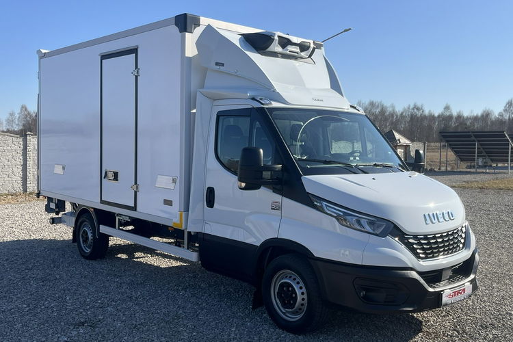 Iveco Daily 35S18 Hi-Matic 3.0/180KM B.A.R._750kg Chłodnia -20/+30 C + Sieć_230V zdjęcie 2