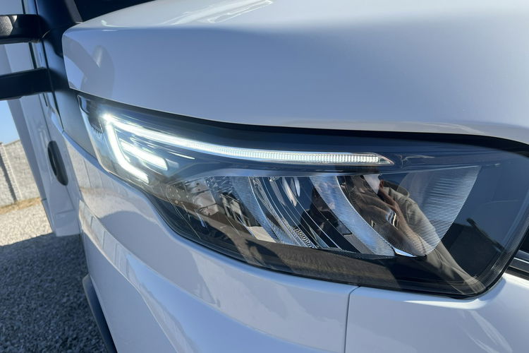 Iveco Daily 35S18 Hi-Matic 3.0/180KM B.A.R._750kg Chłodnia -20/+30 C + Sieć_230V zdjęcie 25