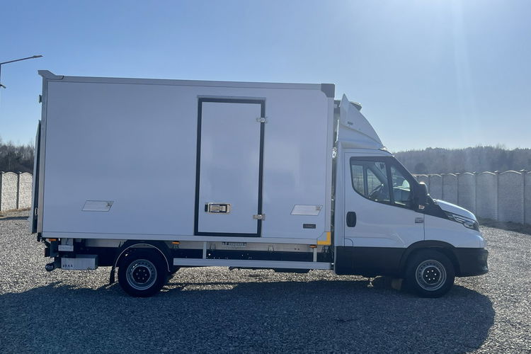 Iveco Daily 35S18 Hi-Matic 3.0/180KM B.A.R._750kg Chłodnia -20/+30 C + Sieć_230V zdjęcie 28