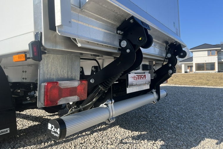 Iveco Daily 35S18 Hi-Matic 3.0/180KM B.A.R._750kg Chłodnia -20/+30 C + Sieć_230V zdjęcie 6