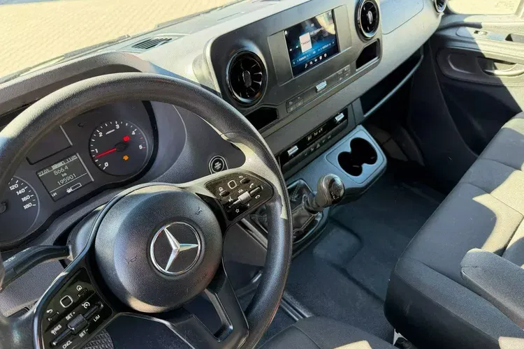 Mercedes Sprinter zdjęcie 21
