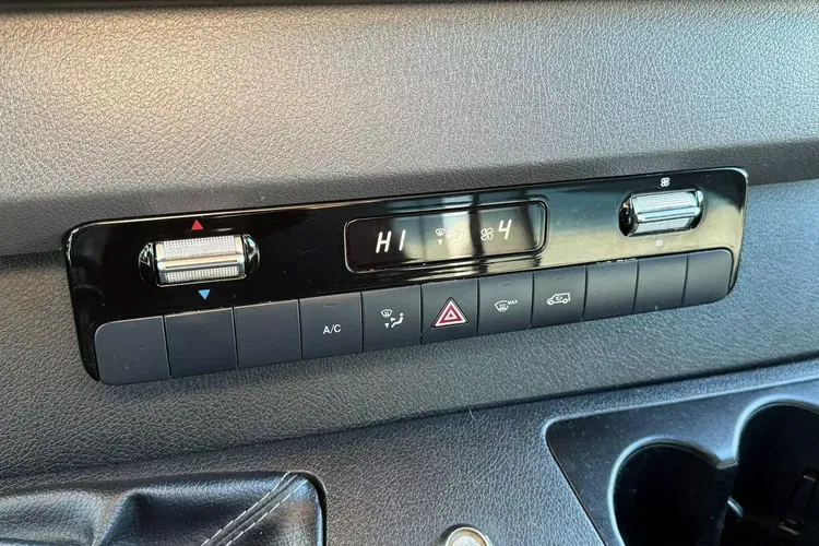 Mercedes Sprinter zdjęcie 26