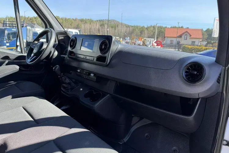 Mercedes Sprinter zdjęcie 30