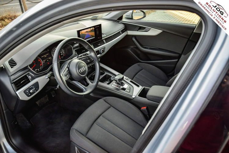 Audi A4 Z polskiego salonu Serwis ASO Bezwypadkowy - Faktura VAT zdjęcie 17