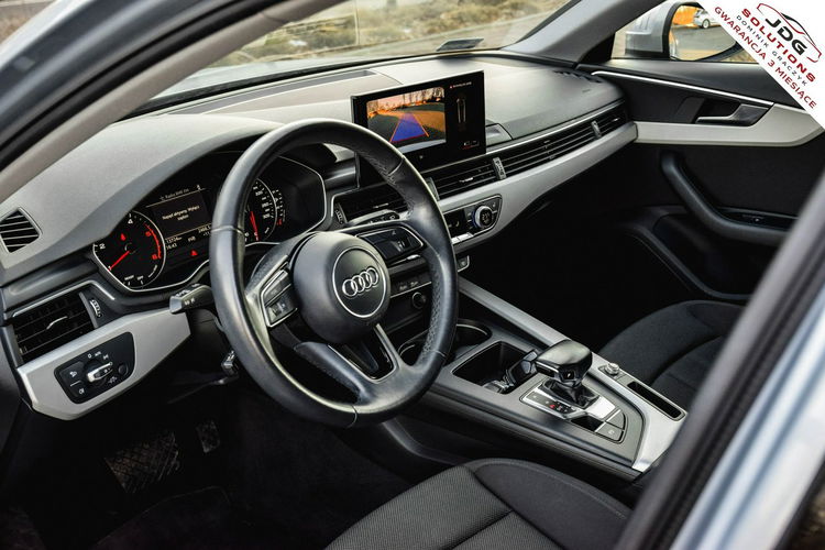 Audi A4 Z polskiego salonu Serwis ASO Bezwypadkowy - Faktura VAT zdjęcie 18