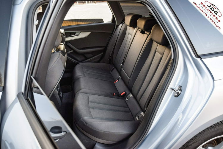 Audi A4 Z polskiego salonu Serwis ASO Bezwypadkowy - Faktura VAT zdjęcie 35