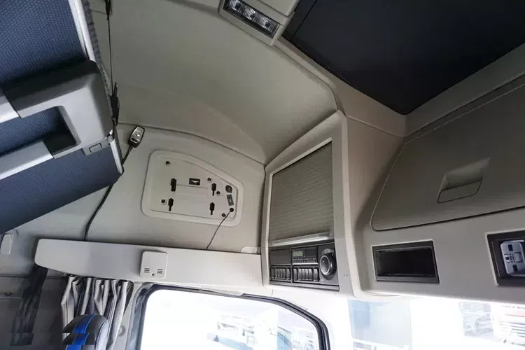 Volvo FH / 500 / I – SAVE / XL / EURO 6 / ACC / I-COOL / RETARDER zdjęcie 39
