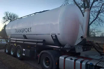 KAESSBOHRER XS Z WYWROTEM