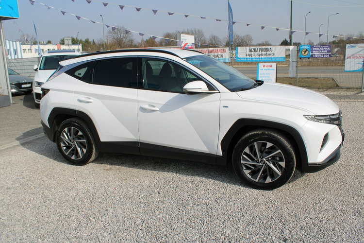 Hyundai Tucson 2WD 48V 150KM Smart Salon PL netto 77 560PLN zdjęcie 4