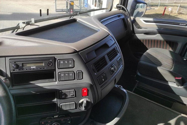 DAF XF 480 FT zdjęcie 8