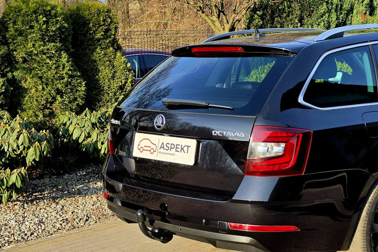 Skoda Octavia 1.6 TDi 115KM STYLE / I-właściciel / Serwisowana w ASO zdjęcie 16