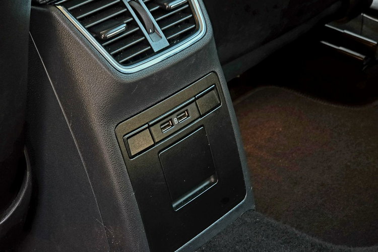 Skoda Octavia 1.6 TDi 115KM STYLE / I-właściciel / Serwisowana w ASO zdjęcie 25